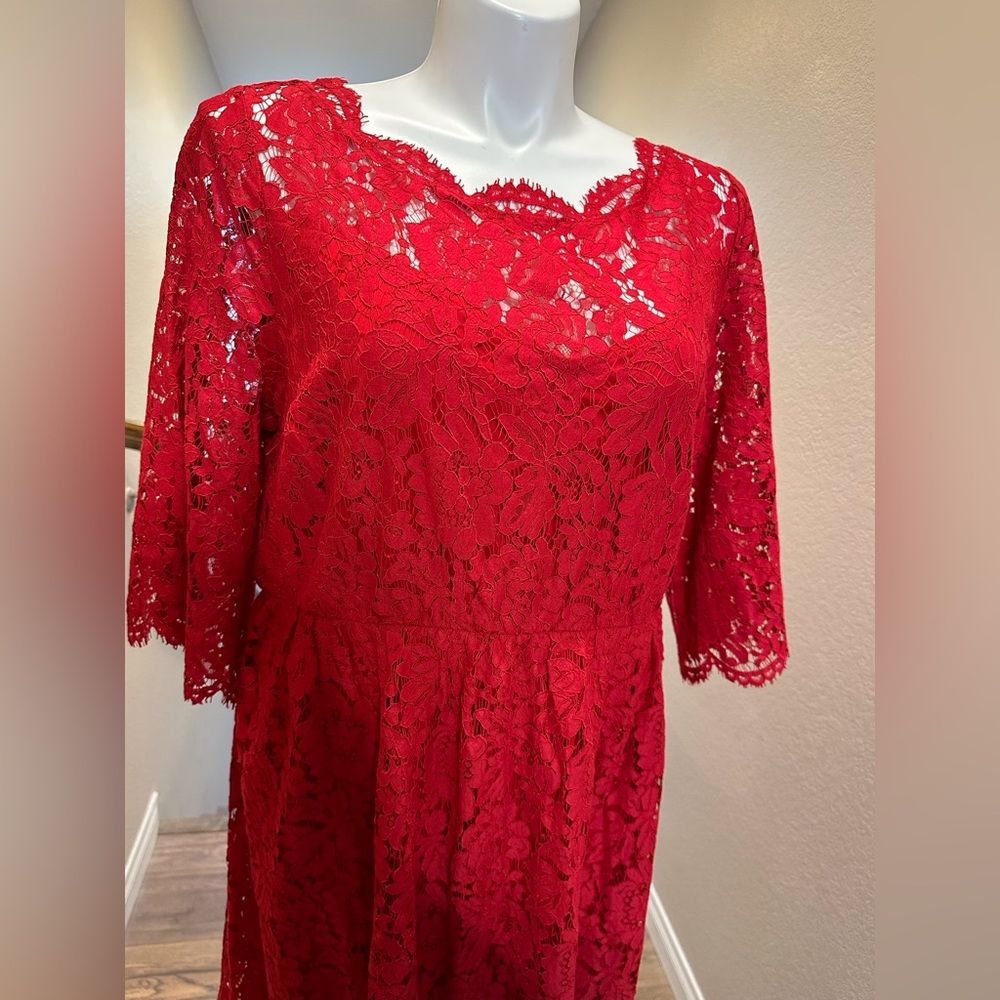 Lane Bryant 18 Woman’s Beautiful Red Lace Dress With Lining